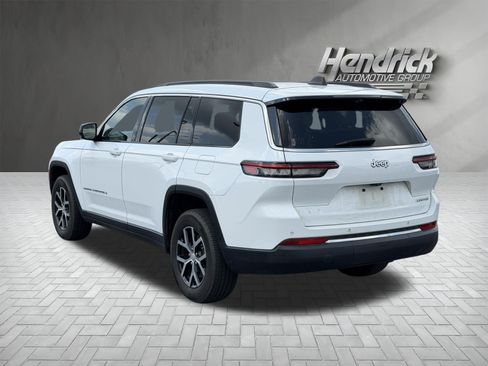 Used 2024 Jeep Grand Cherokee L Limited w/ Luxury Tech Group II RWD image 10