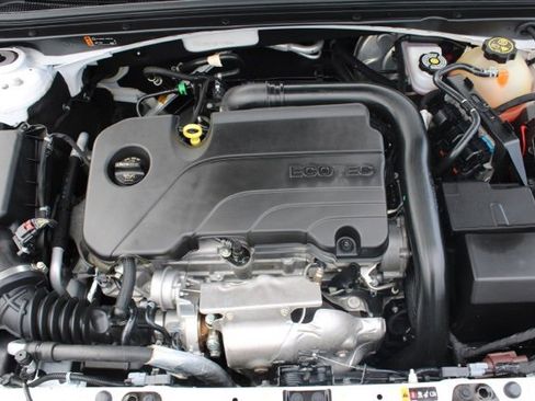 Used 2022 Chevrolet Malibu LT image 31