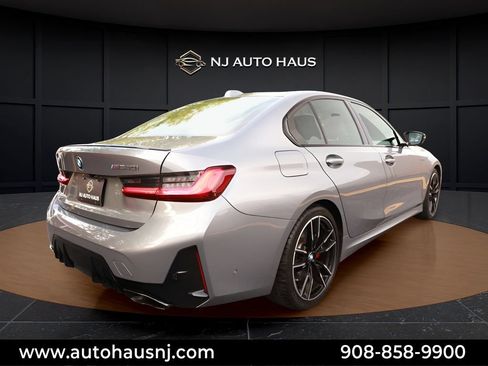 Used 2024 BMW M340i w/ Premium Package RWD image 8