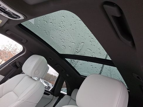 Used 2021 Porsche Macan S image 15