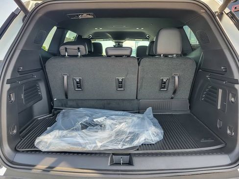 New 2026 GMC Acadia Elevation w/ Black Edition AWD/4WD image 18