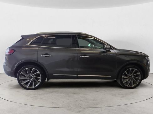 Used 2020 Lincoln Nautilus Reserve w/ Equipment Group 202A AWD/4WD image 4