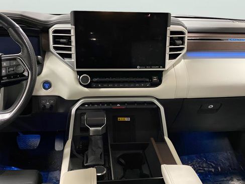 Used 2024 Toyota Sequoia Capstone image 27