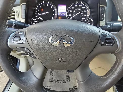 Used 2012 INFINITI M37 w/ Premium Pkg image 33