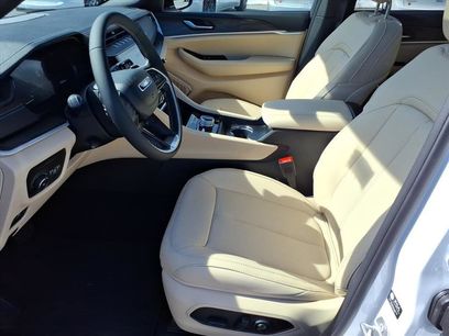 New 2026 Jeep Grand Cherokee Limited w/ Luxury Tech Group II