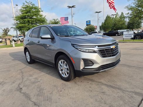 Certified 2024 Chevrolet Equinox LT image 9