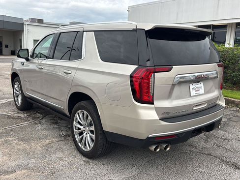 Used 2024 GMC Yukon Denali RWD image 5