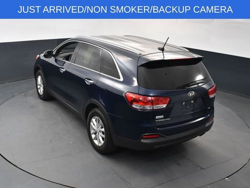 Used 2017 Kia Sorento FWD image 24
