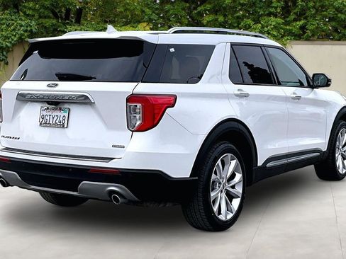 Used 2023 Ford Explorer Platinum w/ Technology Package RWD image 5