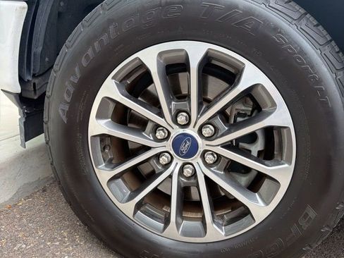 Used 2019 Ford F150 XLT RWD image 11