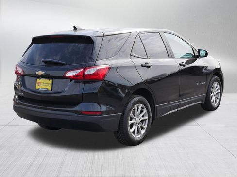 Used 2020 Chevrolet Equinox LS w/ LS Convenience Package image 7