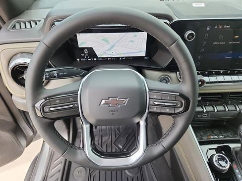 New 2026 Chevrolet Colorado ZR2 w/ Technology Package AWD/4WD image 13