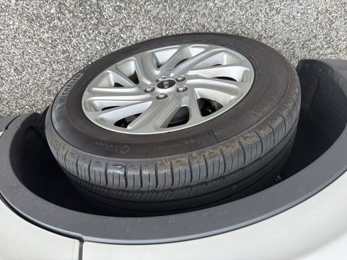 Used 2022 Lincoln Corsair FWD image 12