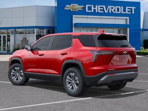 New 2026 Chevrolet Equinox LT w/ Convenience Package II FWD image 3