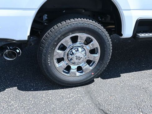 New 2025 Ford F350 King Ranch w/ Chrome Package image 11