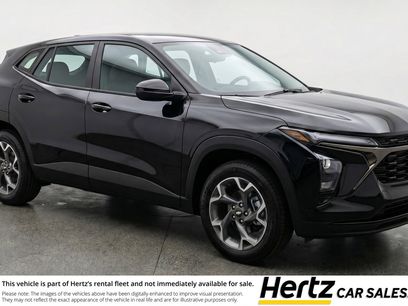 Used 2025 Chevrolet Trax LT