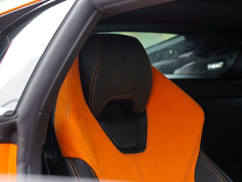 Used 2016 Lamborghini Huracan LP 610-4 AWD/4WD image 59