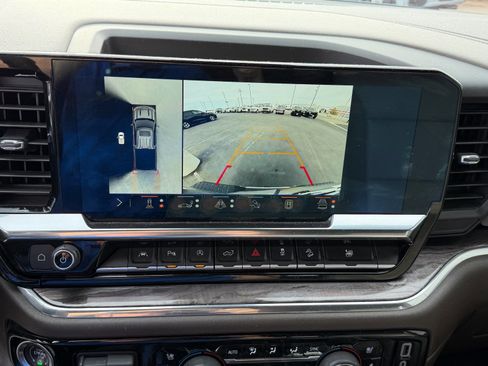 Used 2024 Chevrolet Silverado 1500 LTZ image 11