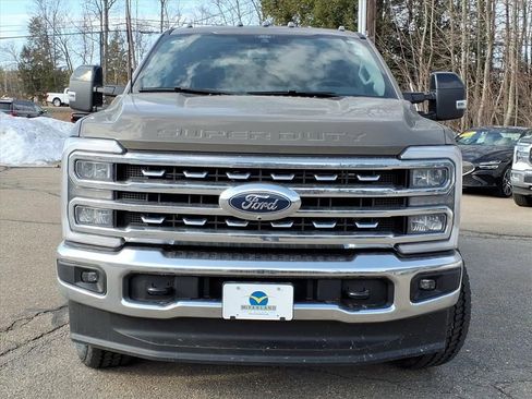 New 2026 Ford F250 Lariat w/ FX4 Off-Road Package image 3