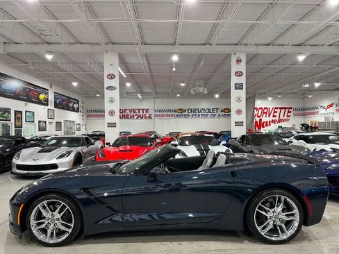 Used 2016 Chevrolet Corvette Stingray Convertible w/ 2LT Preferred Equipment Group RWD image 24