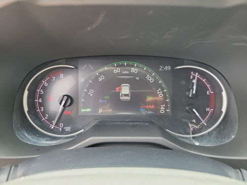 Used 2024 Toyota RAV4 XLE FWD image 21
