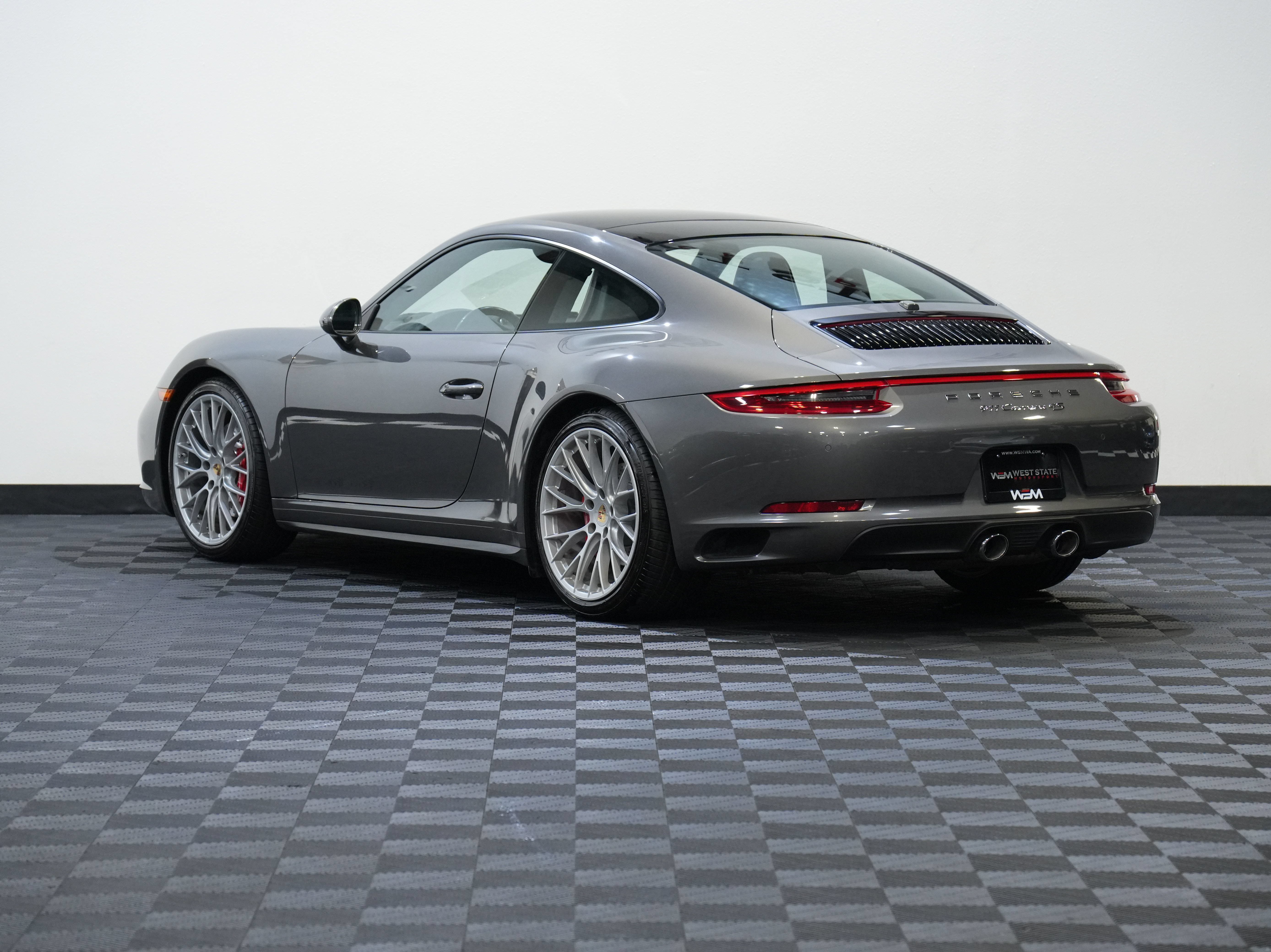 Used 2017 Porsche 911 Carrera 4S AWD/4WD image 8