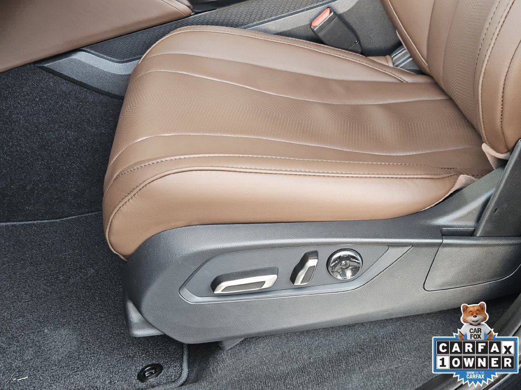 Used 2026 Acura MDX w/ Technology Package FWD image 24