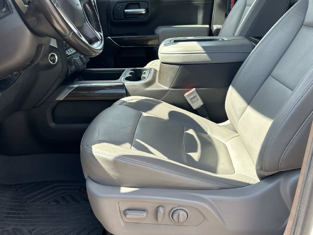 Used 2020 Chevrolet Silverado 1500 RST AWD/4WD image 14