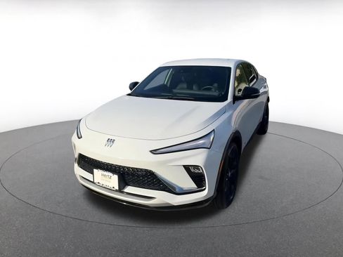 Used 2025 Buick Envista Sport Touring image 8