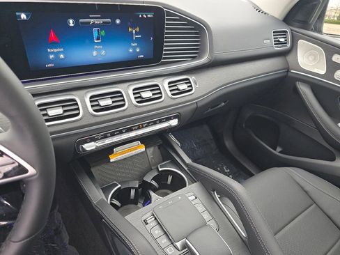 New 2026 Mercedes-Benz GLS 450 GLS 450 image 31