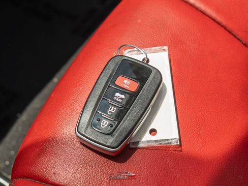 Used 2022 Toyota Camry XSE FWD image 41