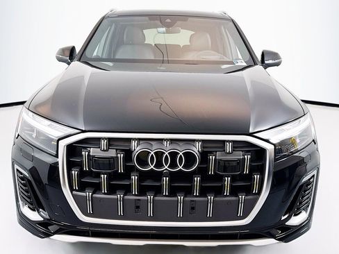 New 2025 Audi Q7 3.0T Prestige image 2