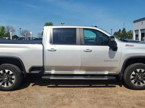 Used 2021 Chevrolet Silverado 3500 LT w/ Convenience Package AWD/4WD image 3