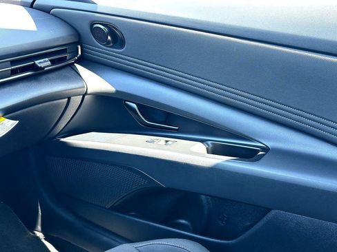 Used 2026 Hyundai Elantra Sport FWD image 29