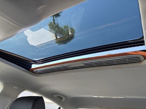 Used 2006 Volkswagen Passat Value Edition image 40