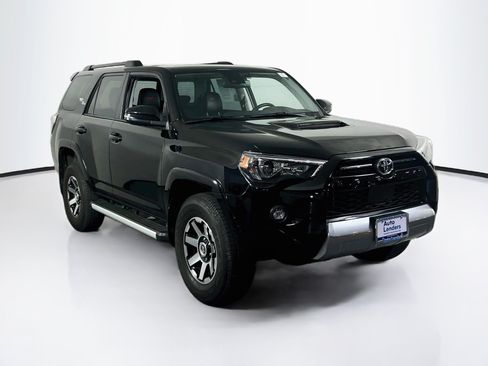 Used 2024 Toyota 4Runner TRD Off-Road Premium w/ Moonroof Package AWD/4WD image 3
