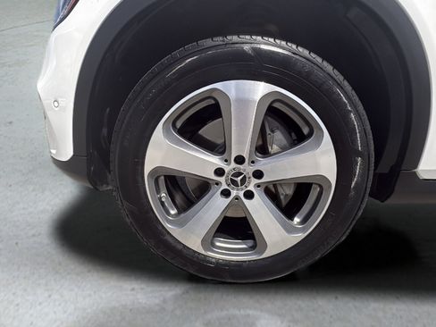 Used 2022 Mercedes-Benz GLC 300 4MATIC image 15