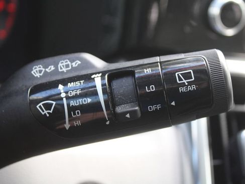 Used 2023 Kia Sorento SX FWD image 33