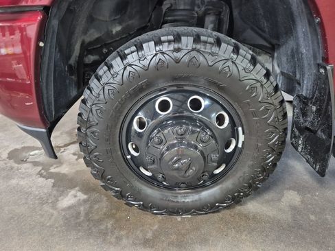 Used 2023 RAM 3500 Laramie w/ Night Edition AWD/4WD image 33