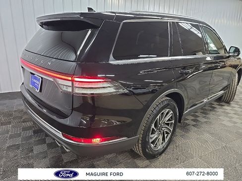 Used 2022 Lincoln Aviator AWD w/ Elements Package image 10
