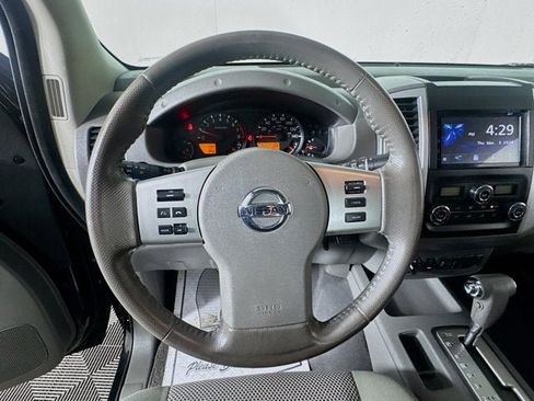 Used 2019 Nissan Frontier SV w/ Value Truck Package image 10