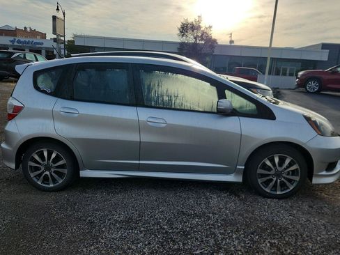 Used 2012 Honda Fit Sport image 3