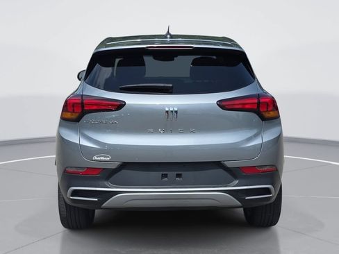 Certified 2024 Buick Encore GX Preferred w/ Comfort Package FWD image 5
