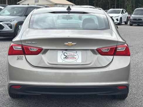 Used 2022 Chevrolet Malibu LS FWD image 9