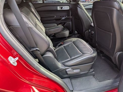 Used 2020 Ford Explorer Limited image 33