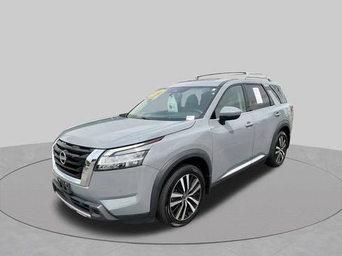 Used 2023 Nissan Pathfinder Platinum AWD/4WD image 1