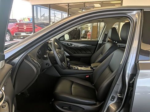 Used 2017 INFINITI Q50 3.0t Premium w/ 3.0T Premium Plus Package image 14