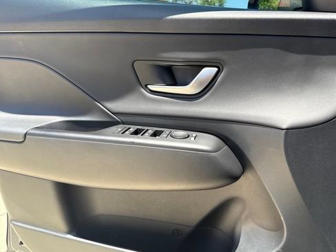 Used 2026 Hyundai Kona Limited FWD image 23