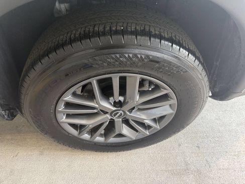 Used 2026 Nissan Rogue SV FWD image 32