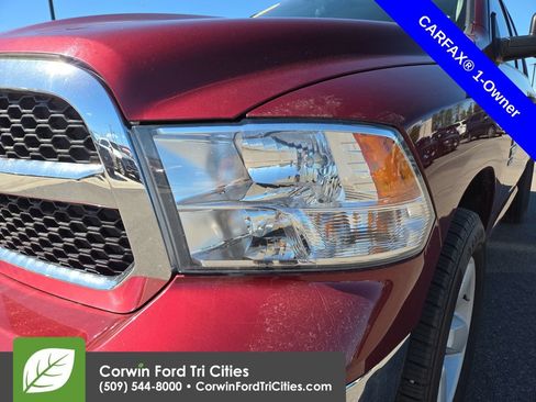 Used 2024 RAM 1500 Classic SLT AWD/4WD image 8